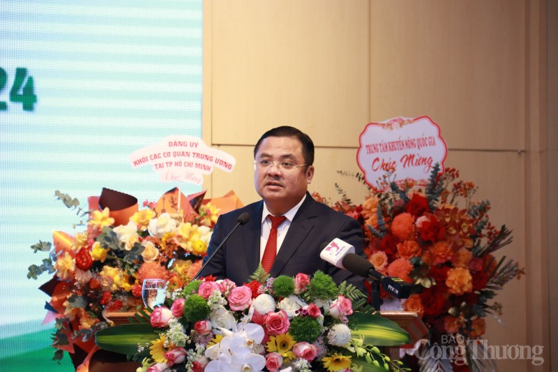 Ông Phùng Quang Hiệp- Tổng giám đốc Tập đoàn Hóa chất Việt Nam phát biểu tại Hội nghị